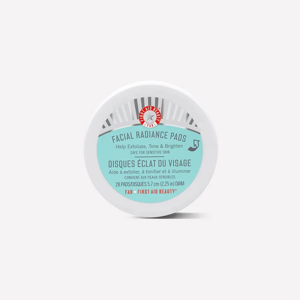First Aid Beauty Facial Radiance Pads, Exfoliating Pads with AHA, 28 Count 
